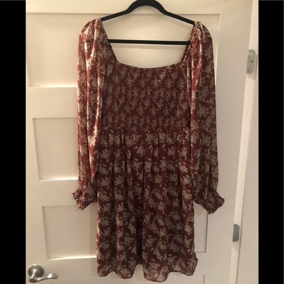 Long Sleeve dress - Picture 1 of 3